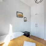 Grzybowska Sundown Centre By Bookinghost Appartement Warschau